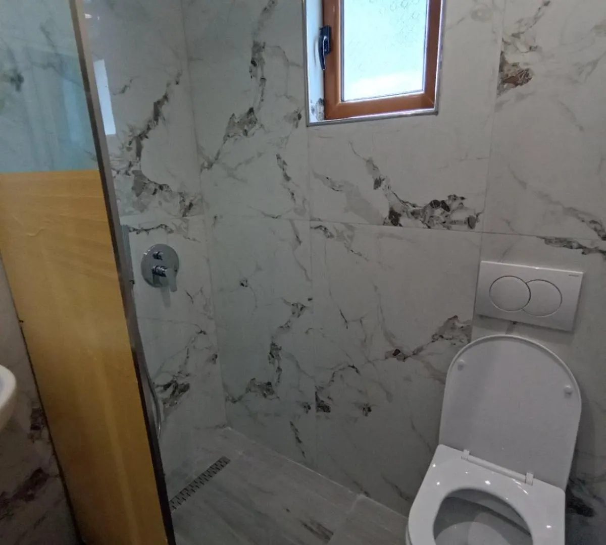 Achilles Apartments Саранда