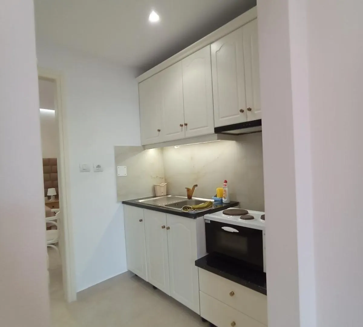 Achilles Apartments Саранда