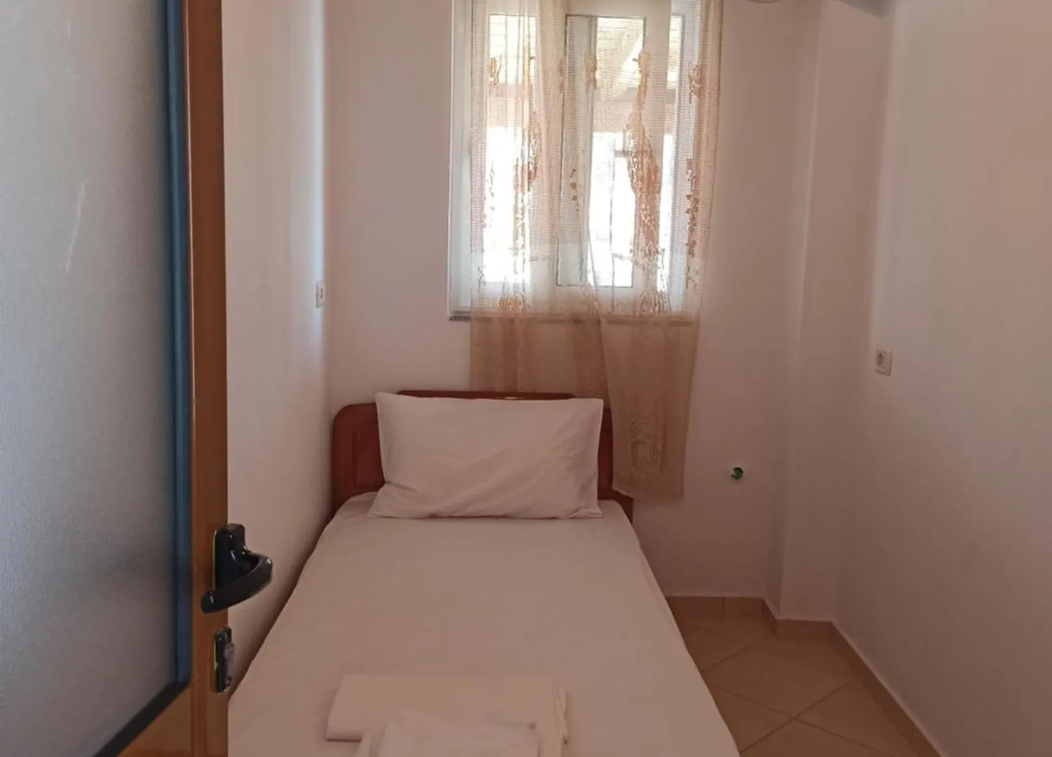Achilles Apartments Saranda