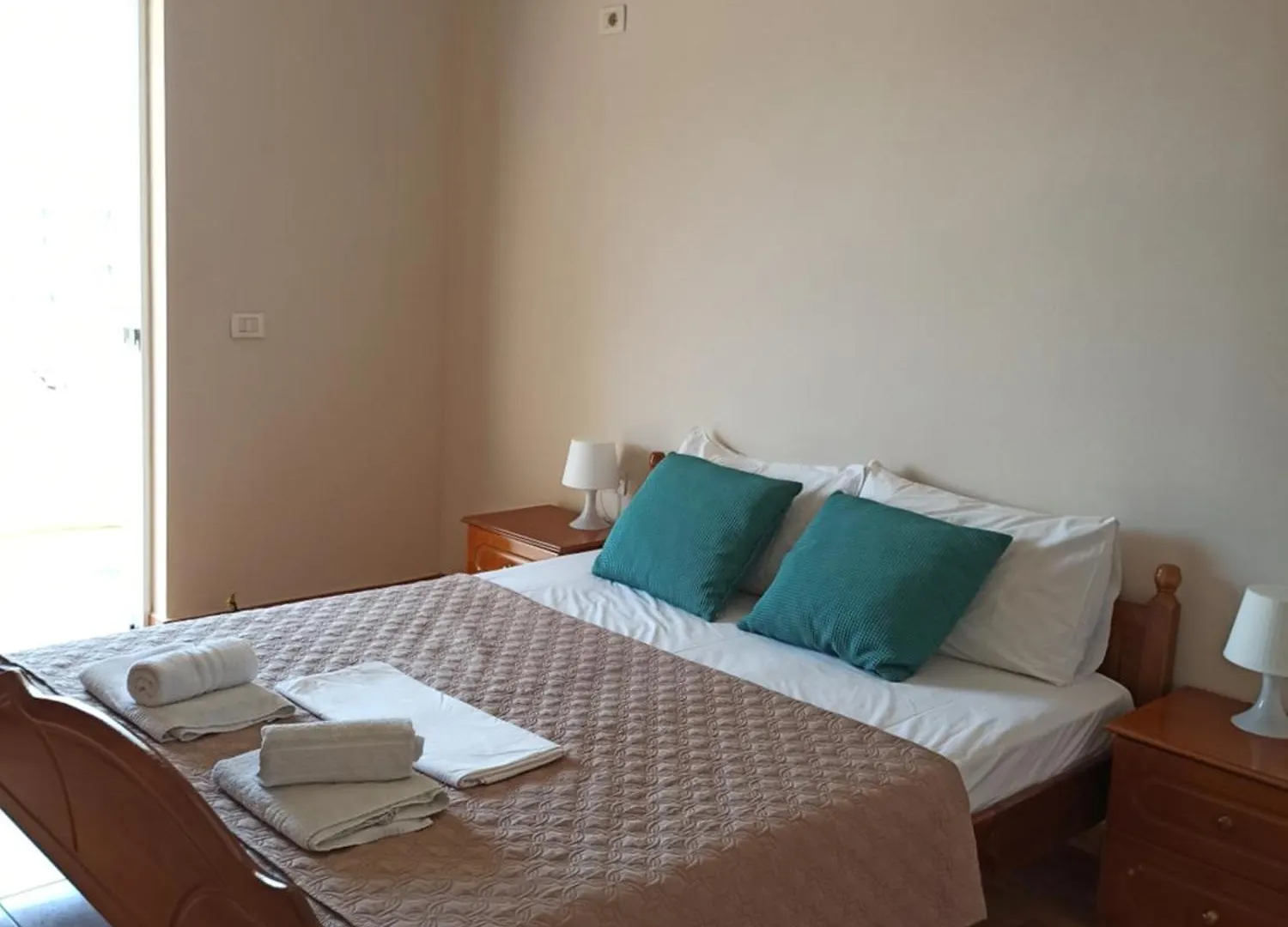 Achilles Apartments Saranda